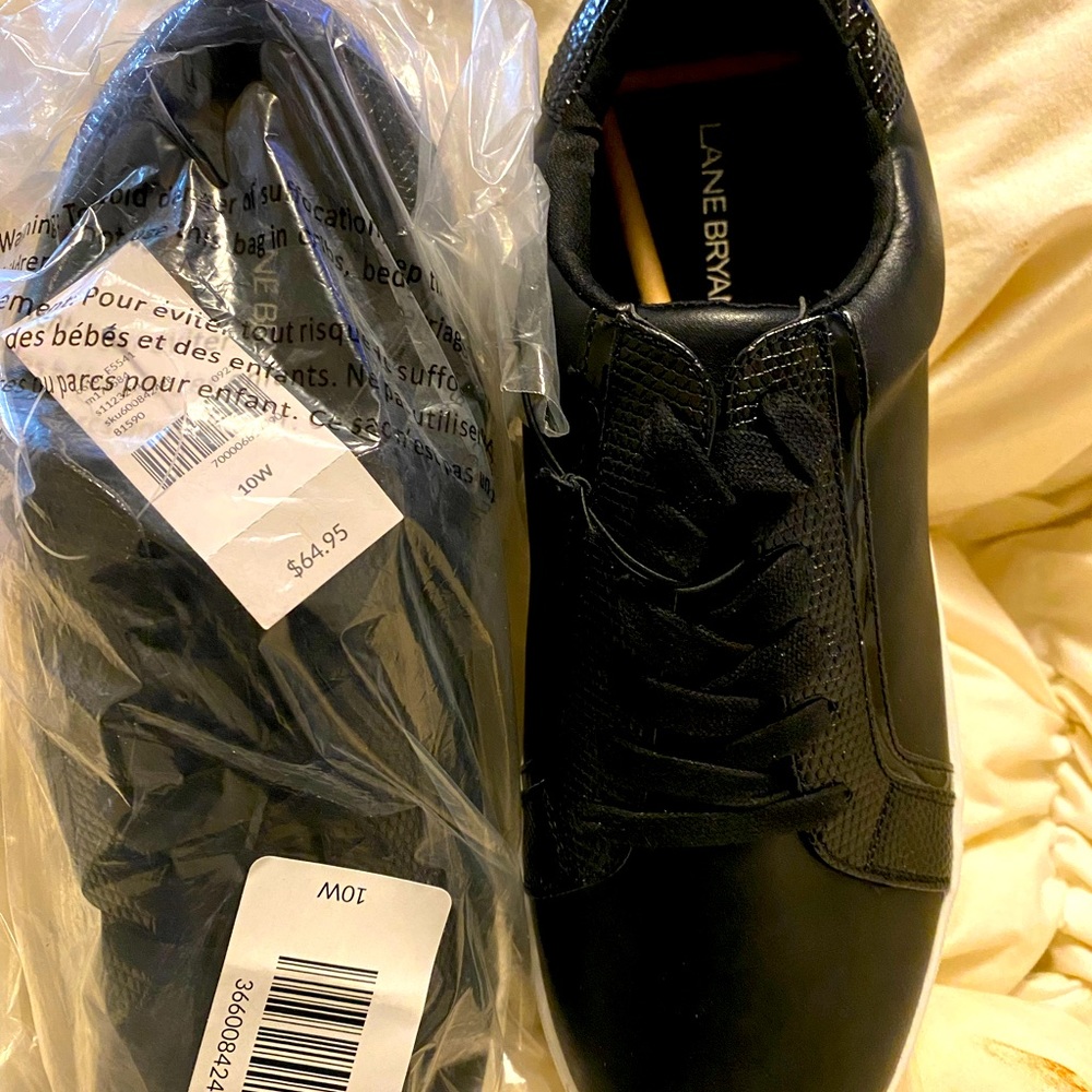 Womens Gym Shoes size 10w Lane Bryant Brand New never worn
